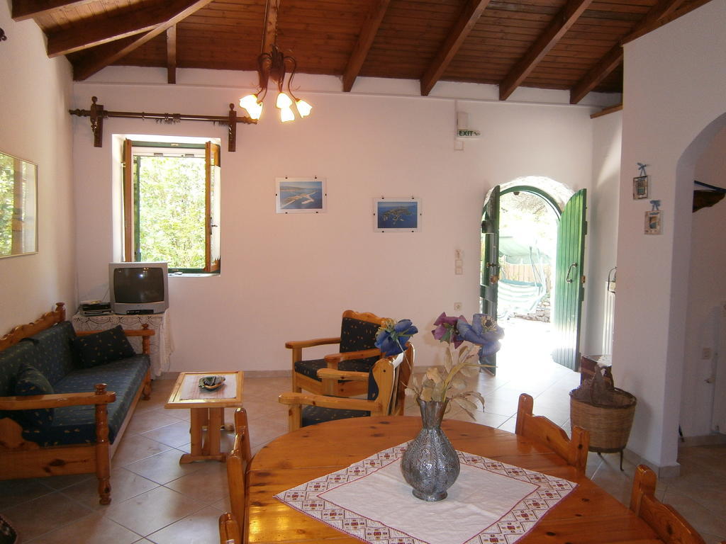 Villa Frias Asprogerakata Pokoj fotografie