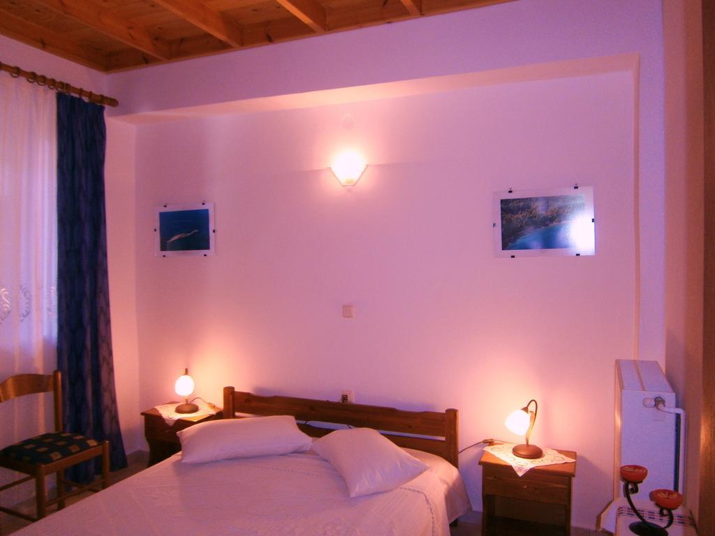 Villa Frias Asprogerakata Pokoj fotografie