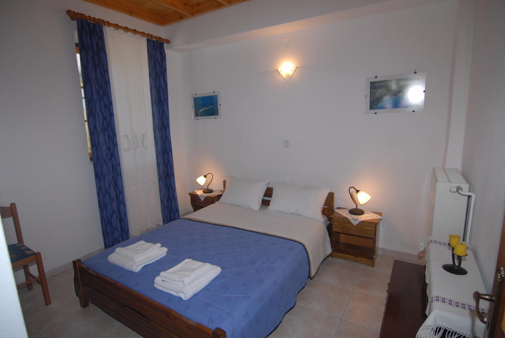 Villa Frias Asprogerakata Pokoj fotografie