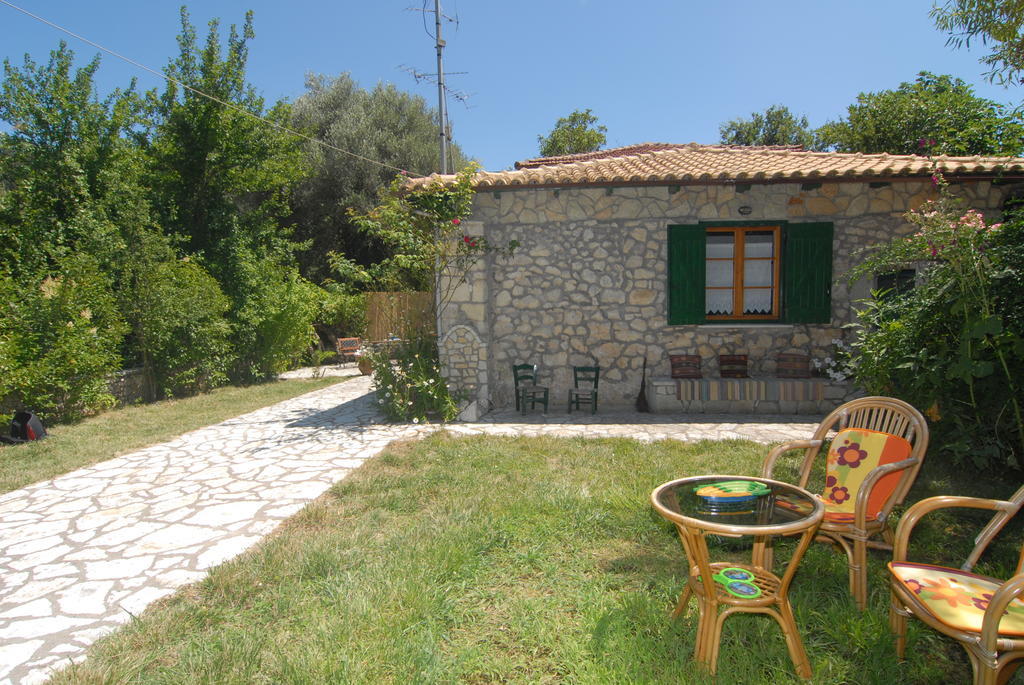 Villa Frias Asprogerakata Pokoj fotografie
