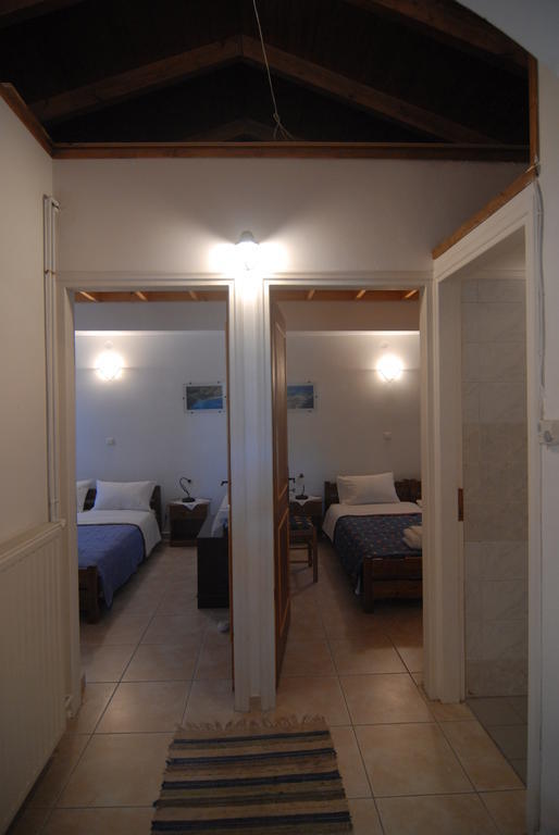 Villa Frias Asprogerakata Pokoj fotografie