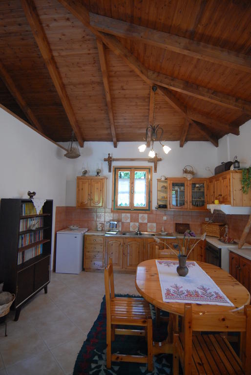 Villa Frias Asprogerakata Pokoj fotografie