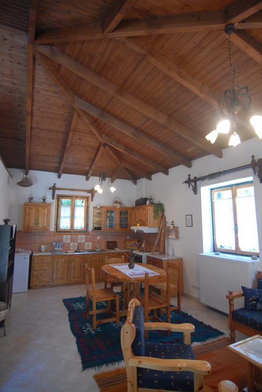 Villa Frias Asprogerakata Pokoj fotografie